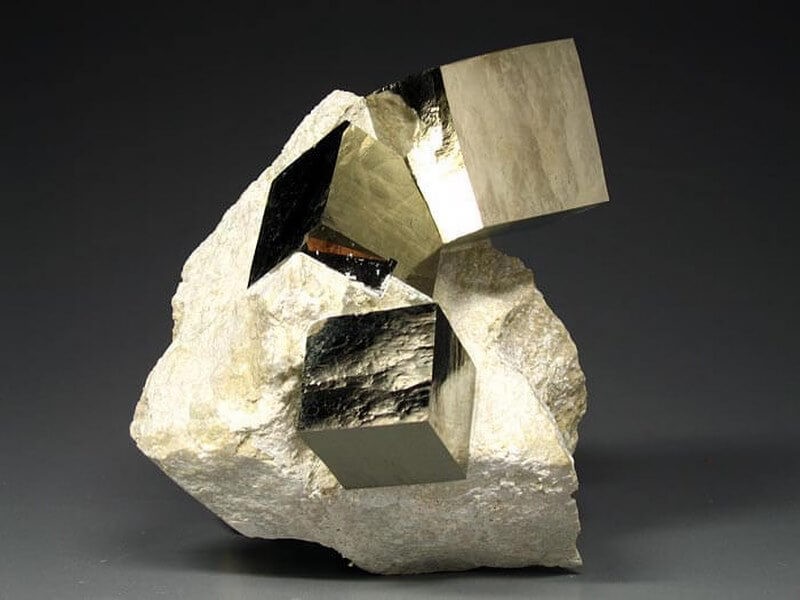 quang-pyrite-4