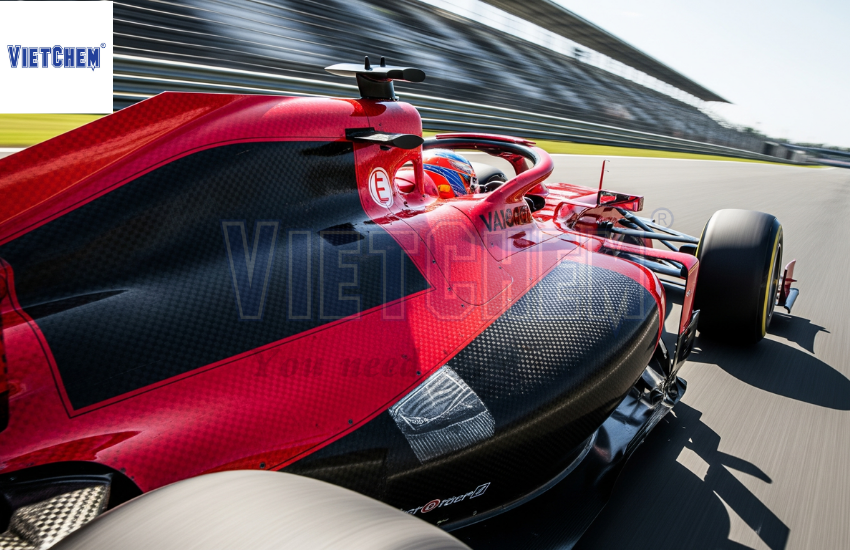 vat-lieu-composite-sieu-nhe-tren-xe-dua