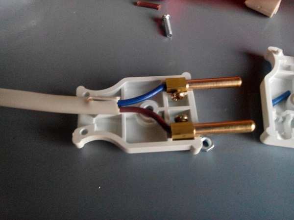 Cách đấu dây điện vào ổ cắm đúng tiêu chuẩn kỹ thuật Cách kết nối thiết bị với thiết bị