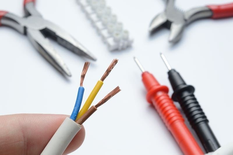 Dây quấn là gì? Phân loại và cách chọn vỏ bọc dây điện chất lượng mạch điện 1 là gì