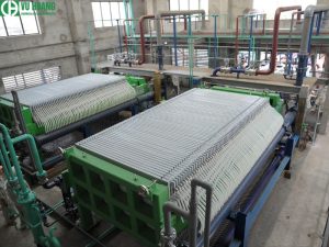 Xút lỏng được sử dụng trong ngành sản xuất dược phẩm và hóa chất.