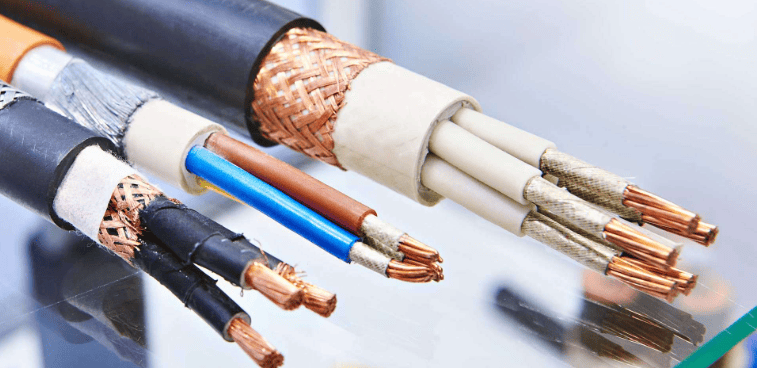 XLPE electric wire: Structure, benefits and applications What is XLPE dielectric? 2