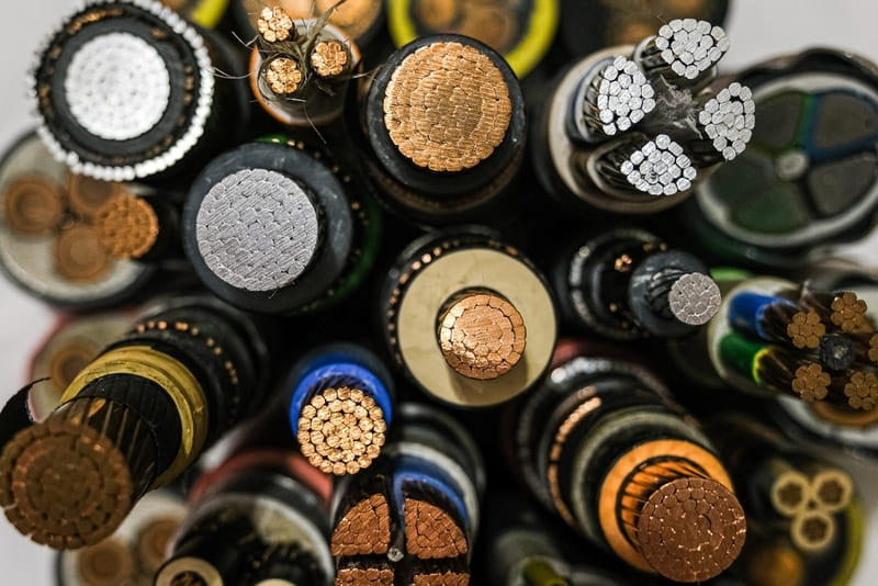 So sánh dây điện và cáp điện chi tiết nhất Cáp nguồn 6 là gì