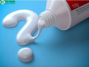 Titanium dioxide được tìm thấy trong kem đánh răng và kem chống nắng