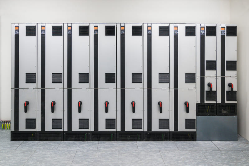 phương đông-pha lê-dien-tro-xa-cho-biên-tân