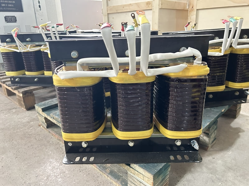 Tổng hợp thông tin về lò phản ứng trung thế giữa đường 1