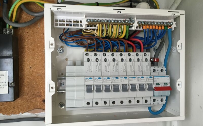 Những điều cần lưu ý khi khởi động máy tính