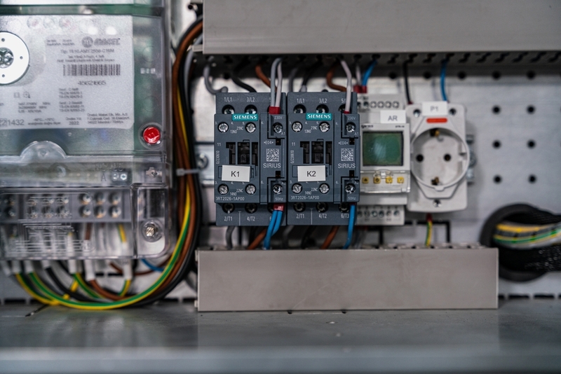 contactor 5 1 là gì