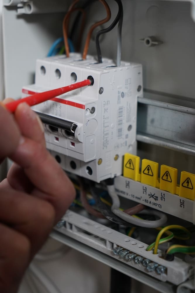 không thể cài đặt aptomat