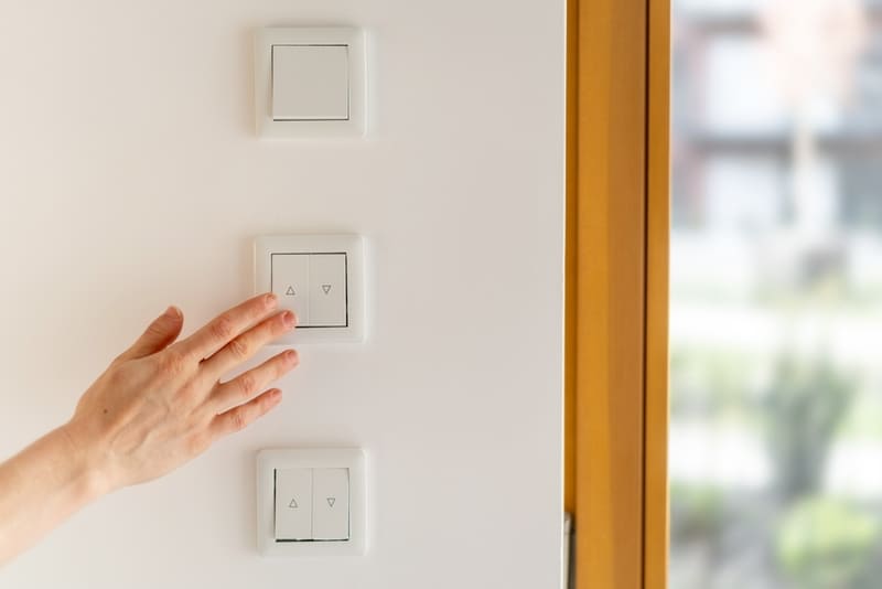 vi-tri-lap-dat-cong-tac