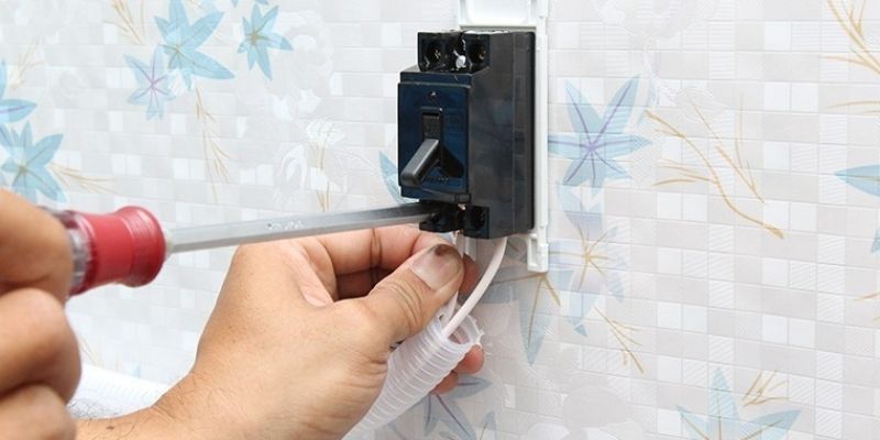 Máy nước nóng nhảy vọt: 7 nguyên nhân và giải pháp Bộ ngắt mạch lò sưởi hoạt động khác nhau