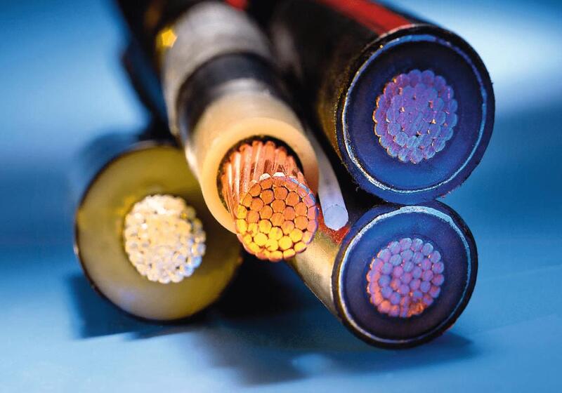 Nguồn điện là gì? Dây nguồn là gì?