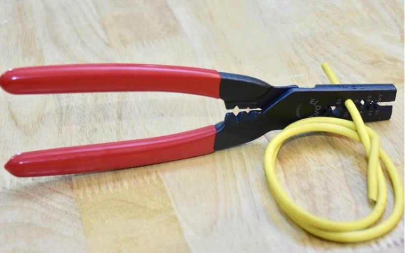 máy đo tốc độ điện