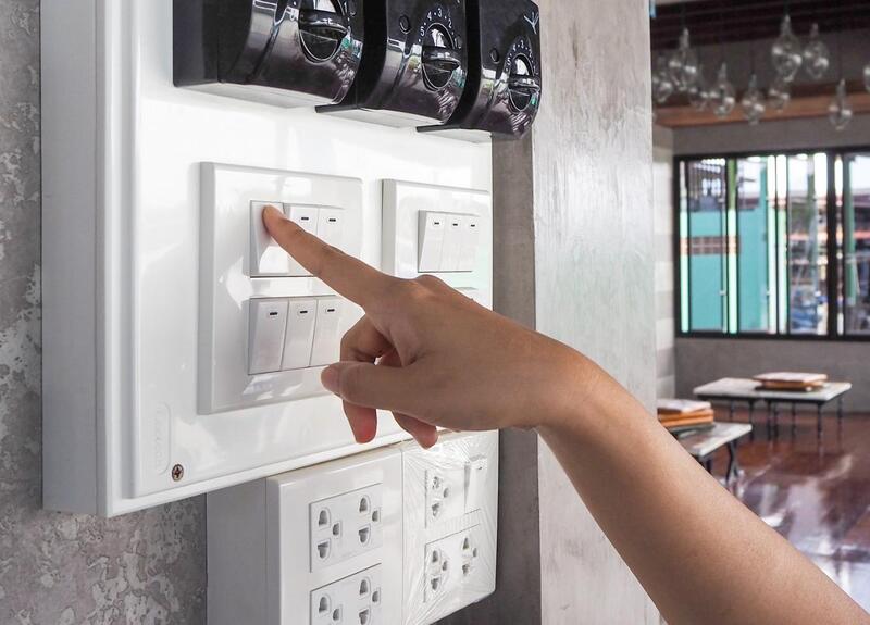 Thiết kế thiết bị điện tử Cửa Hàng Thiết Bị Điện Dân Dụng KTH ELECTRIC Phường Bến Thành