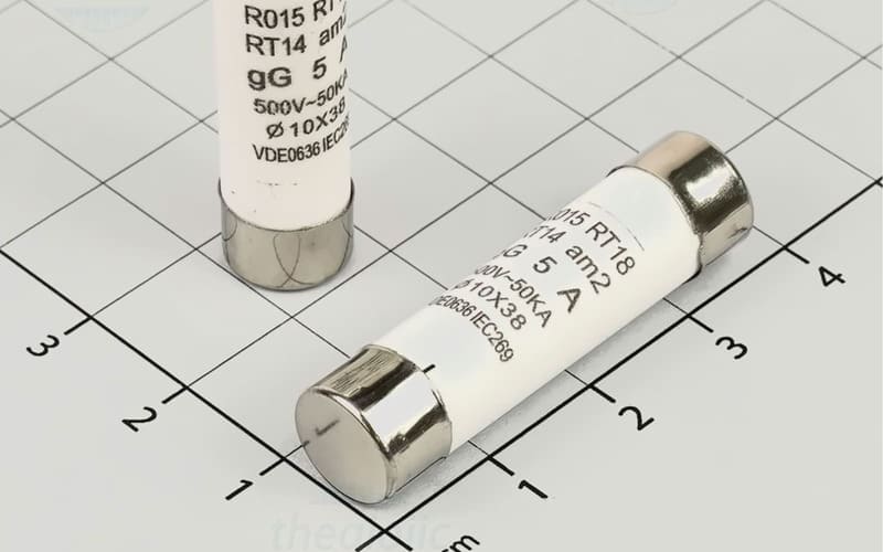 So sánh chi tiết cầu dao và cầu chì khai-nim-cầu-chi