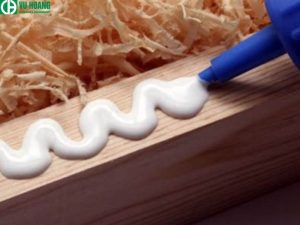 Sản xuất keo urê-formaldehyde