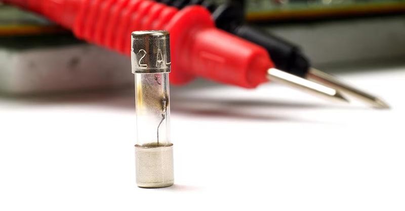 Cầu chì hoạt động như thế nào