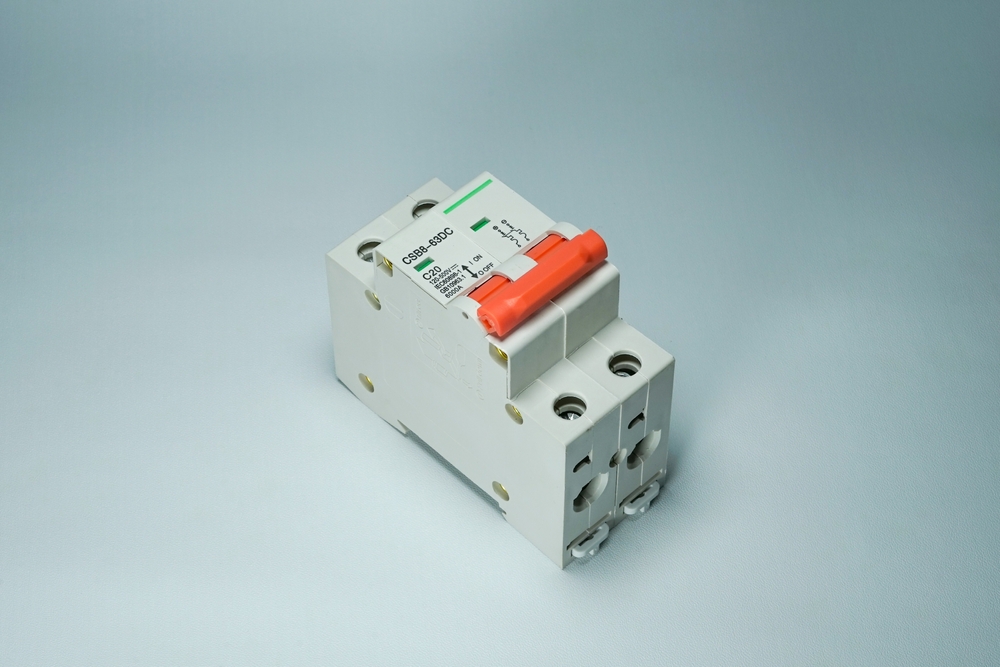 Bộ ngắt mạch đảo ngược là gì? Phân loại và ứng dụng thực tế bộ ngắt mạch ngược