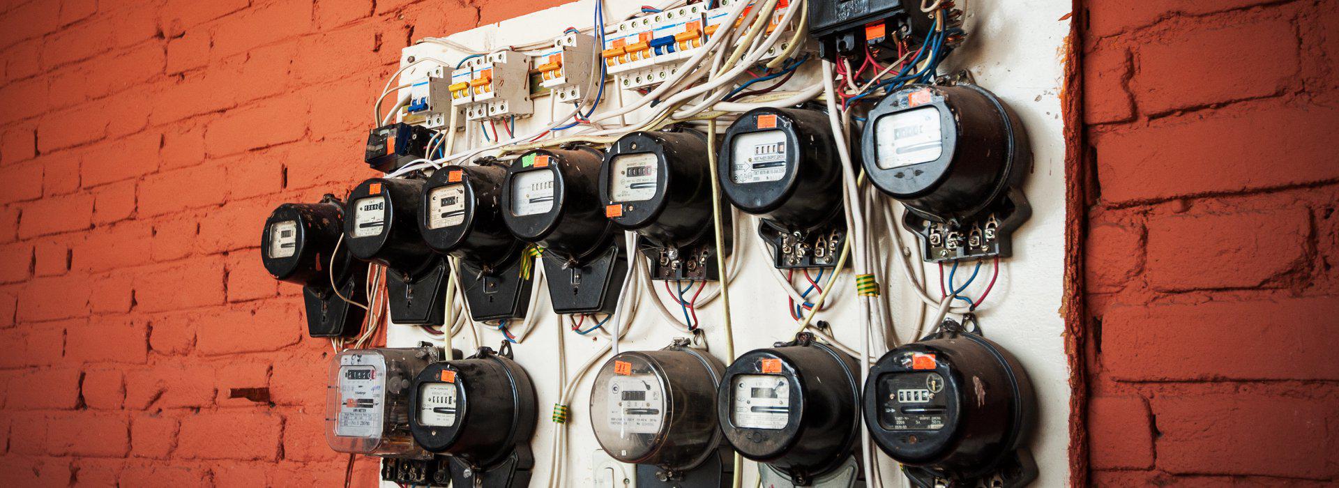 đồng hồ đo điện 2 chiều