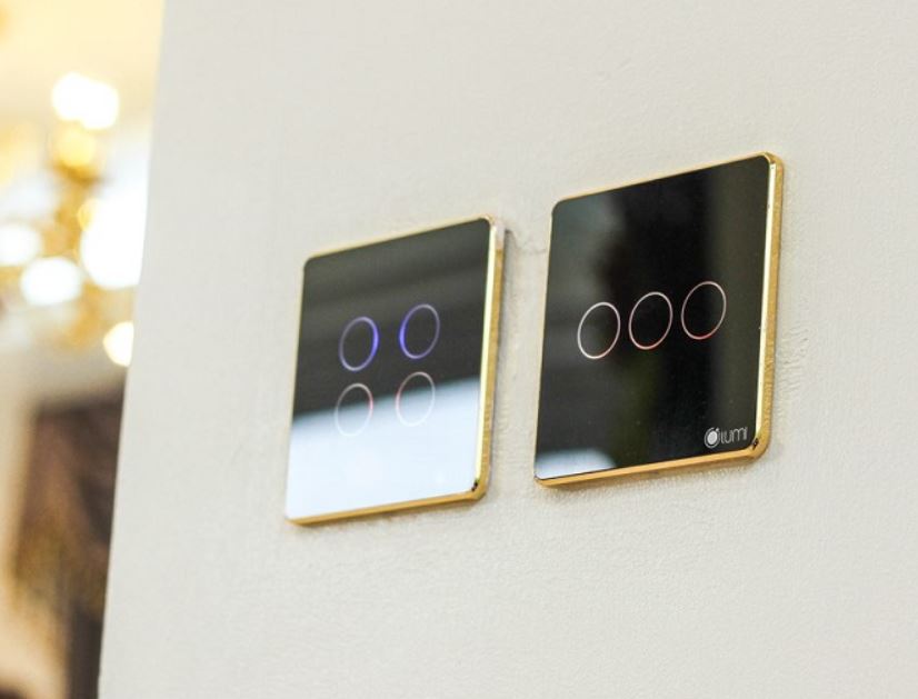 Công tắc thông minh với thiết kế sang trọng