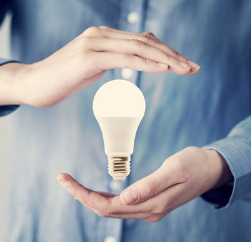 Bóng đèn LED giúp chiếu sáng và trang trí không gian 