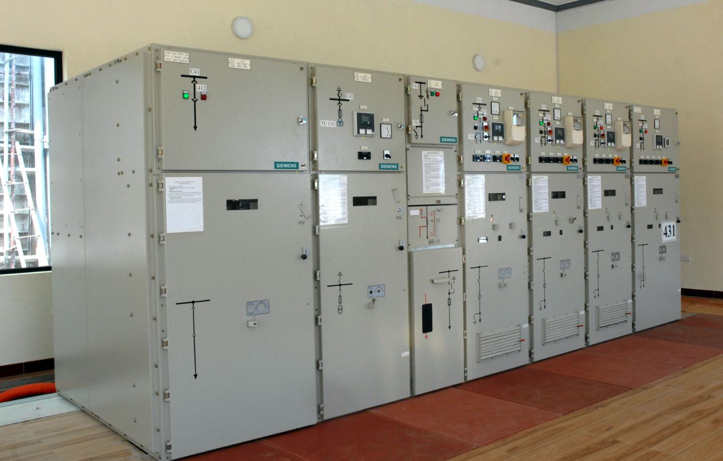 Quy trình lắp đặt cột điện trung thế