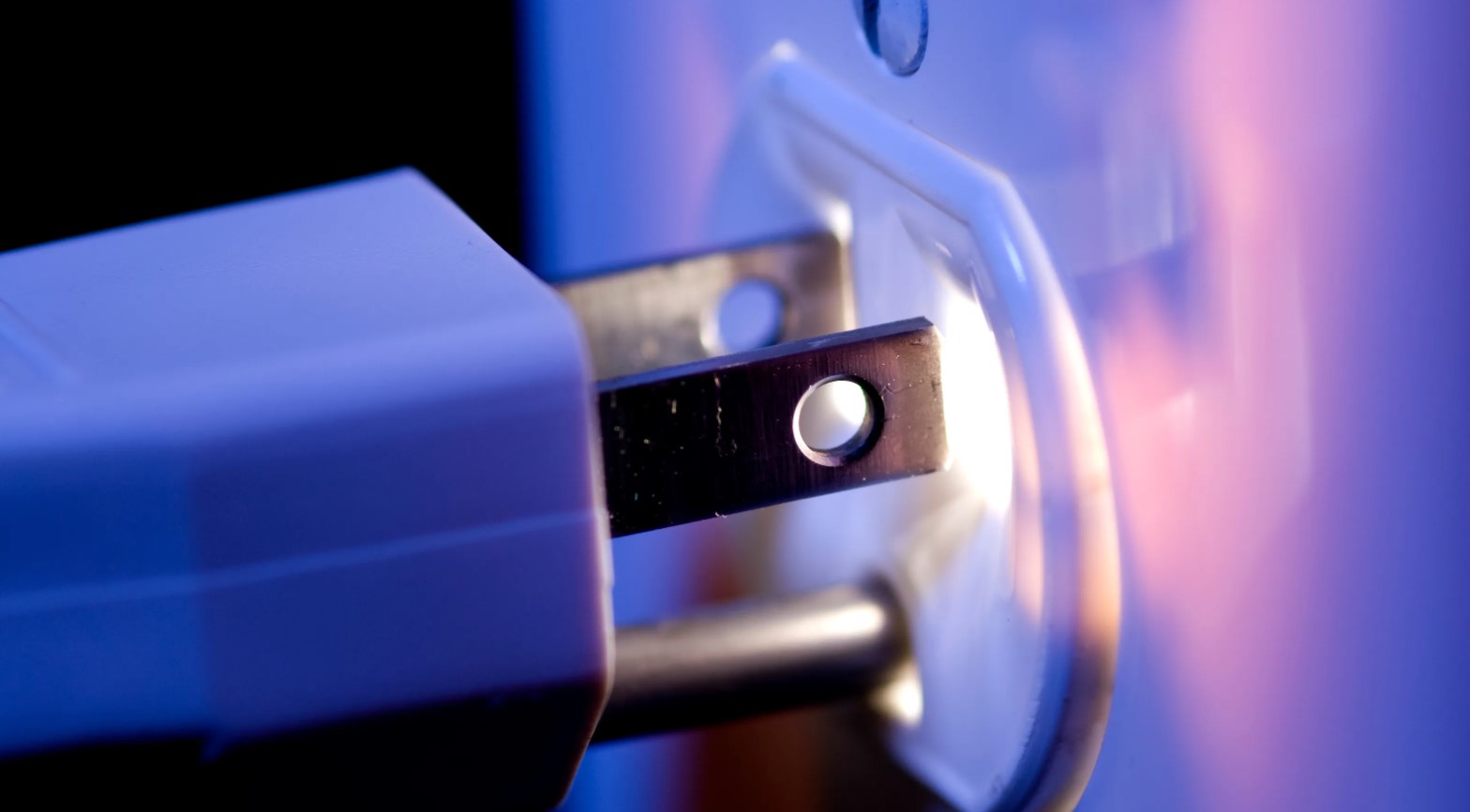 Tắt các thiết bị điện không cần thiết