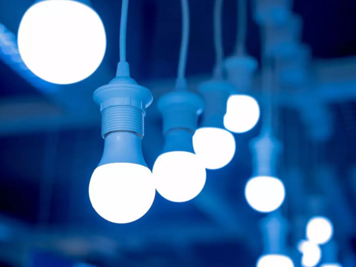 Sử dụng đèn LED