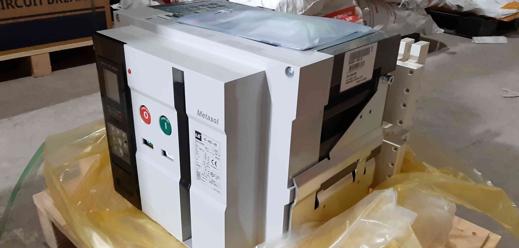 Phân loại máy cắt không khí acb