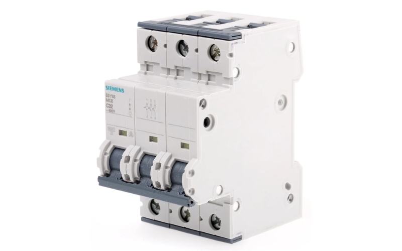 Cầu dao thu nhỏ 3p