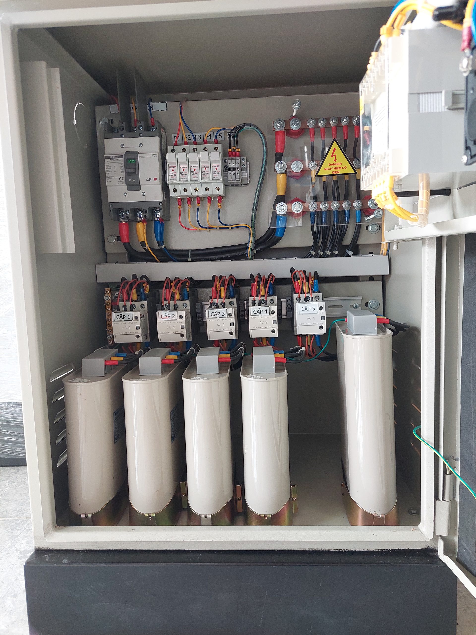 Tủ tụ điện 80k