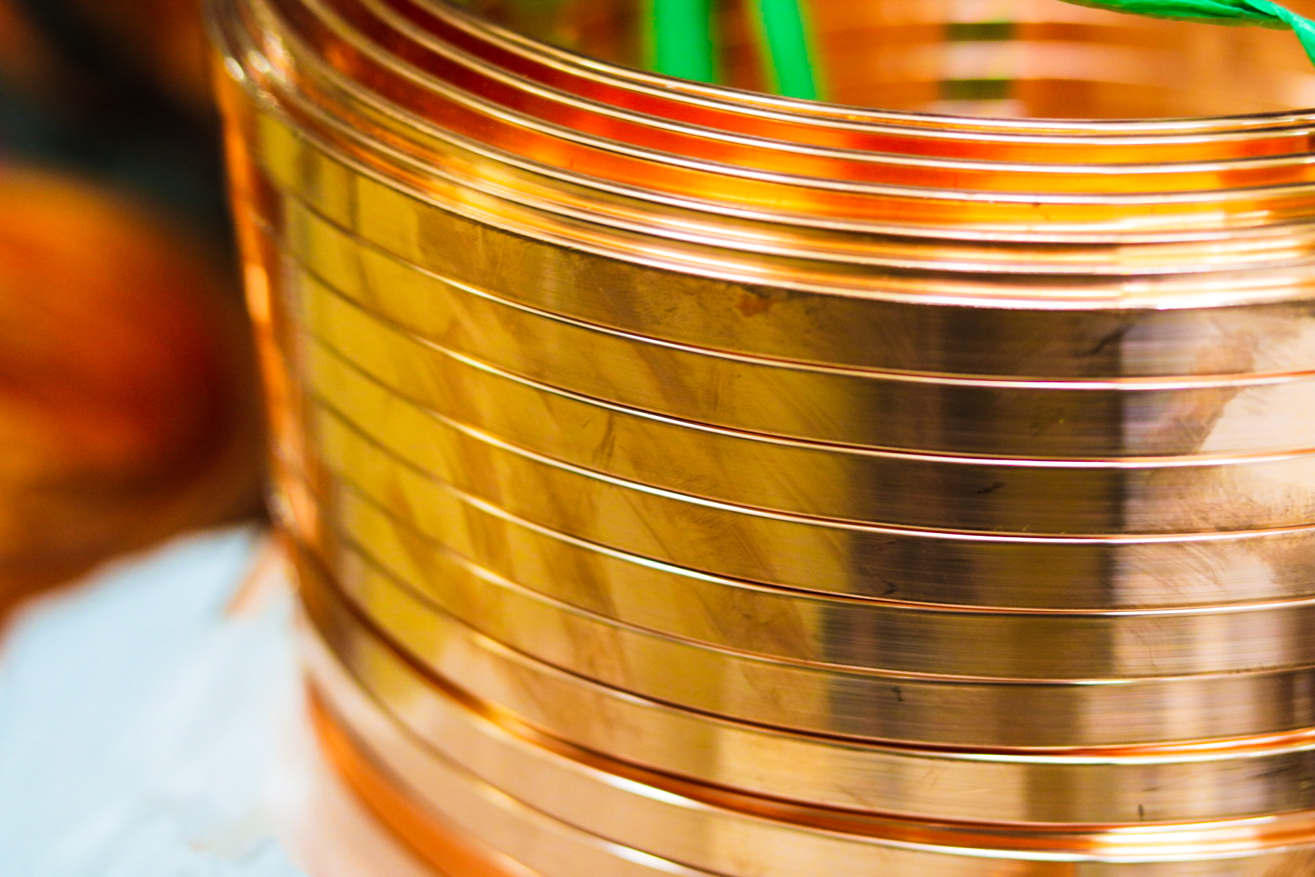 Ống dẫn xe buýt Nova Tower