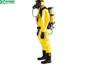 Mang đồ bảo hộ khi sử dụng hóa chất
