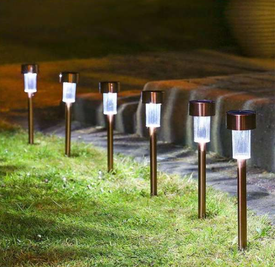 Đèn cắm đất năng lượng mặt trời