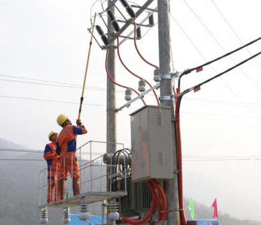 Tụ điện trung thế